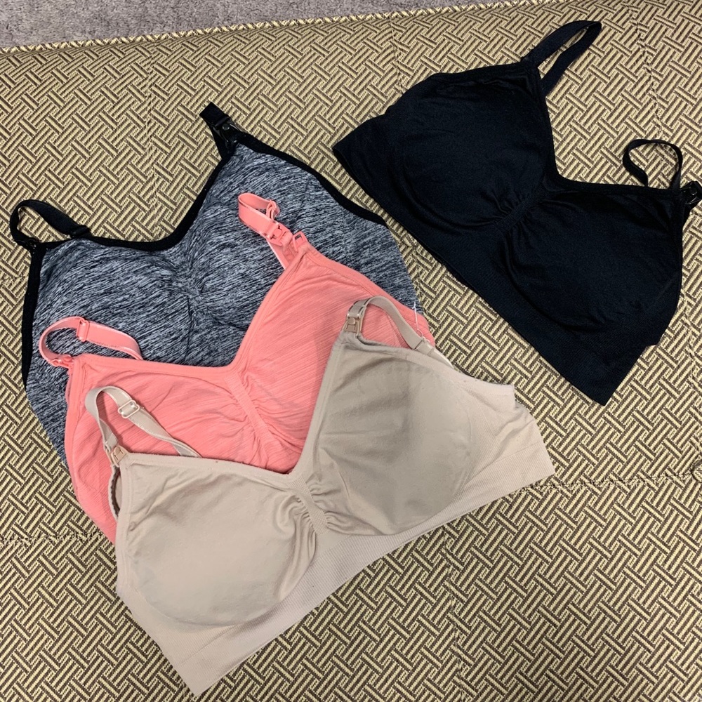 3 sets of maternity bras with a FREEBIE!